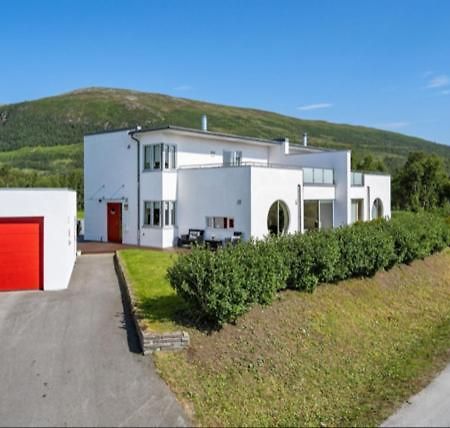 Great Villa With Amazing View Tromso Bagian luar foto