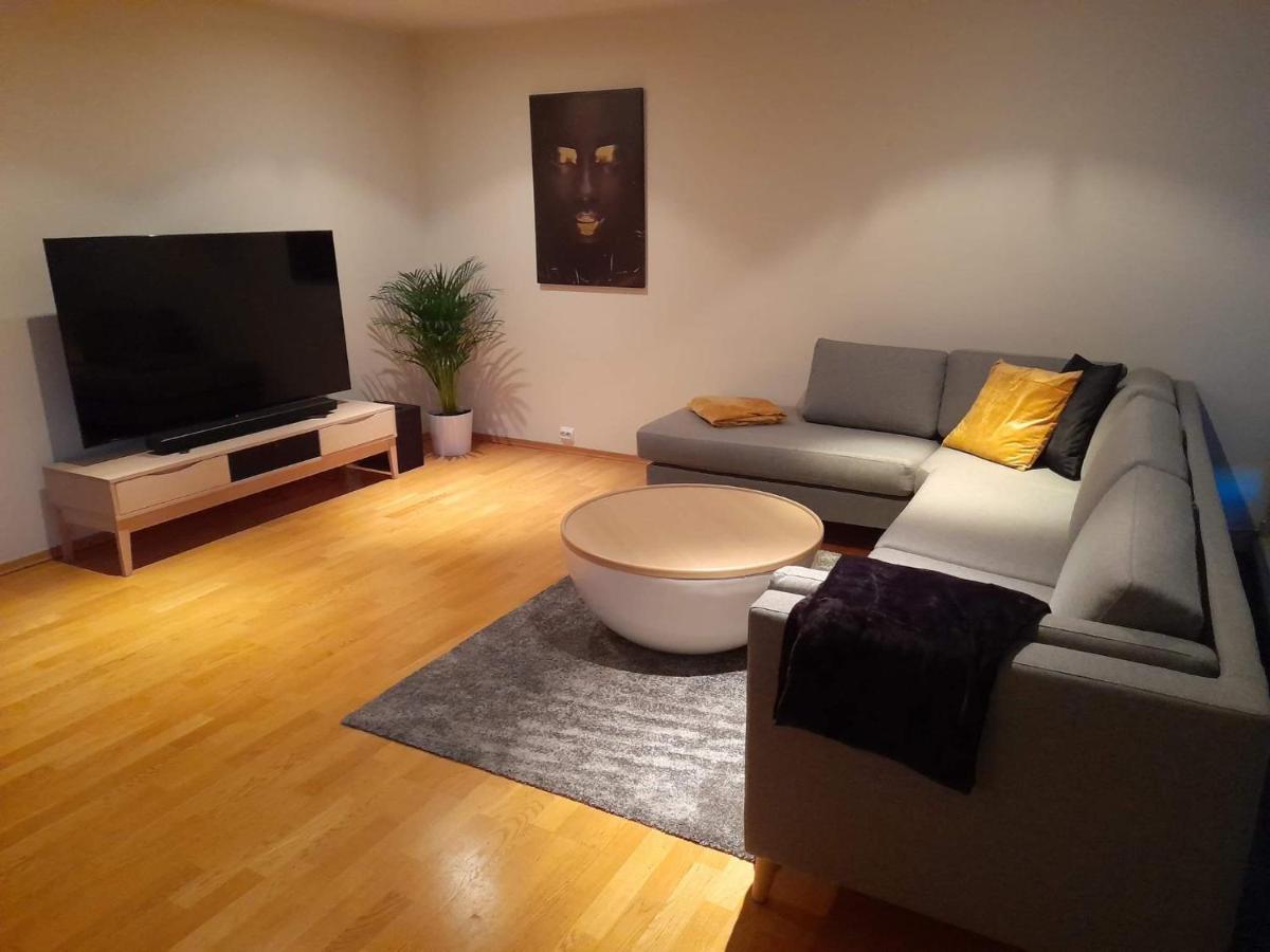 Great Villa With Amazing View Tromso Bagian luar foto