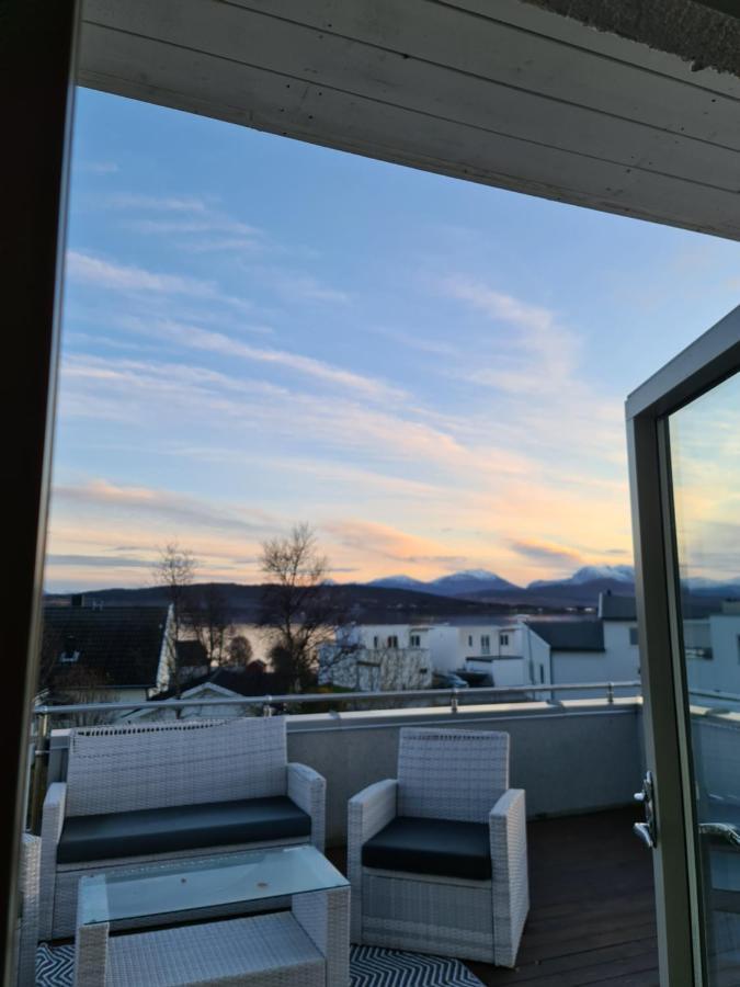 Great Villa With Amazing View Tromso Bagian luar foto